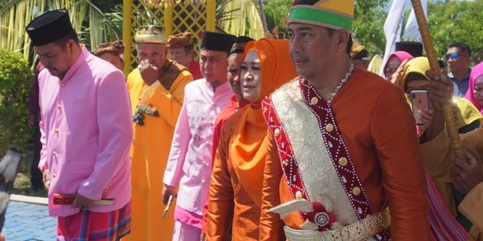 Community Customs, Rites, and Celebrations