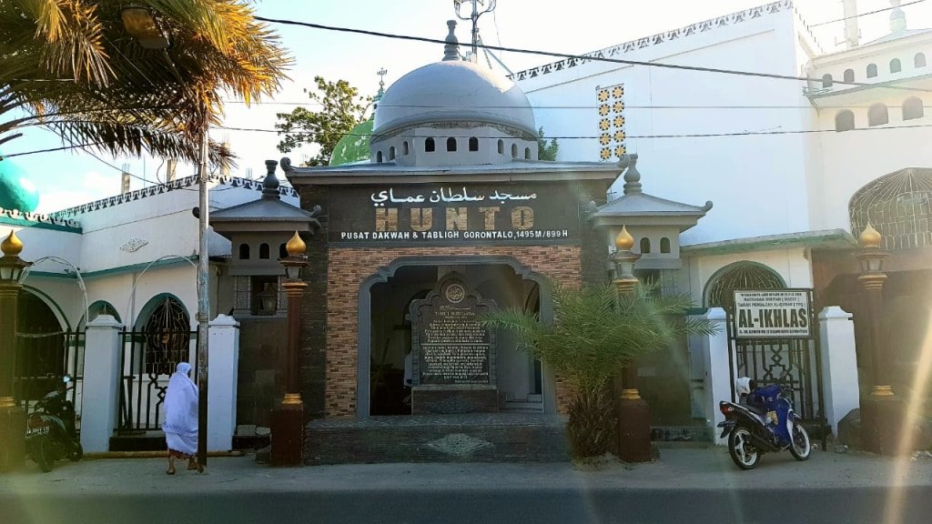 7. Culture-Hunto Mosque